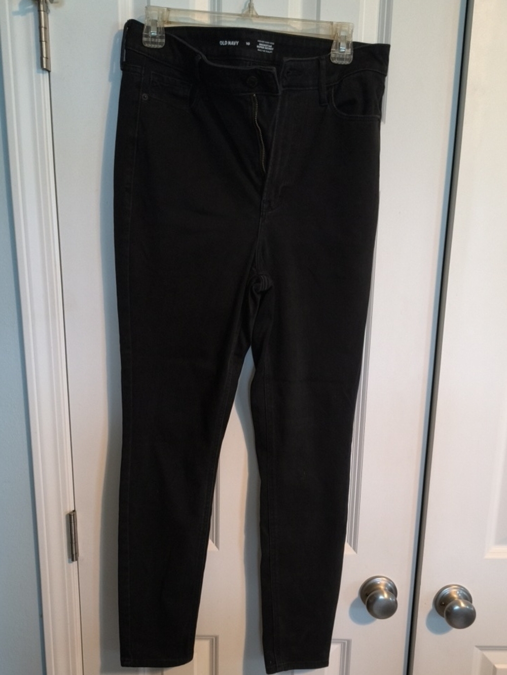 Old Navy Black High-Rise Skinny Jeans